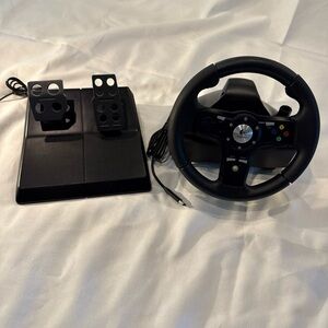 Logitech DriveFX Racing Wheel & Pedals XBOX 360 Axial Feedback